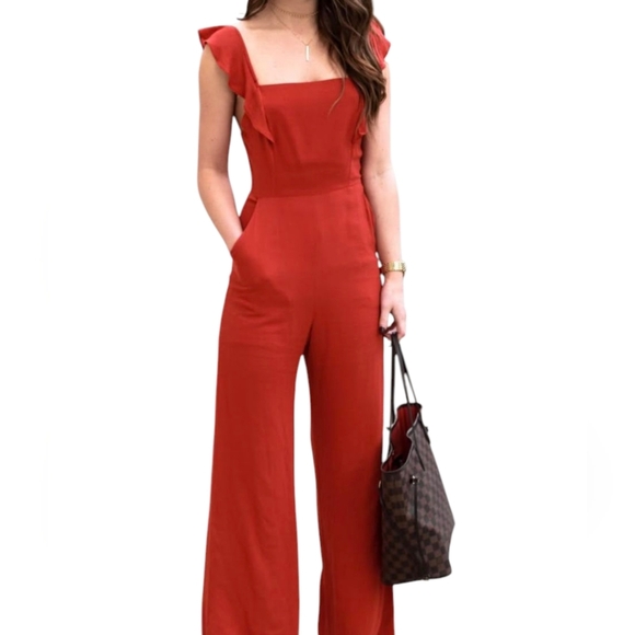 Astr Pants - ASTR the Label Wide Leg Jumpsuit Size L Cutout Ruffles Pockets Square Neck NEW